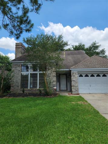 14562 Oak Chase Drive Houston TX 77062