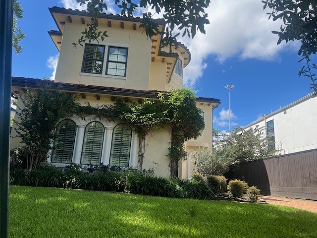 4743 Ivanhoe Street Houston TX 77027