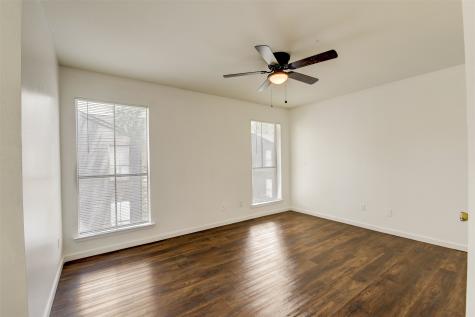 7200 W T C Jester Boulevard 904 Houston TX 77088