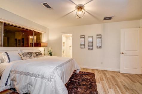 5730 Birdwood Road Houston TX 77096