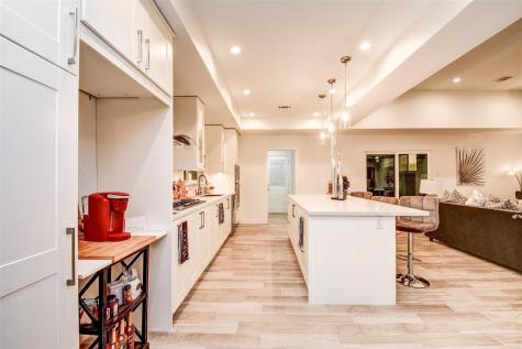 5730 Birdwood Road Houston TX 77096