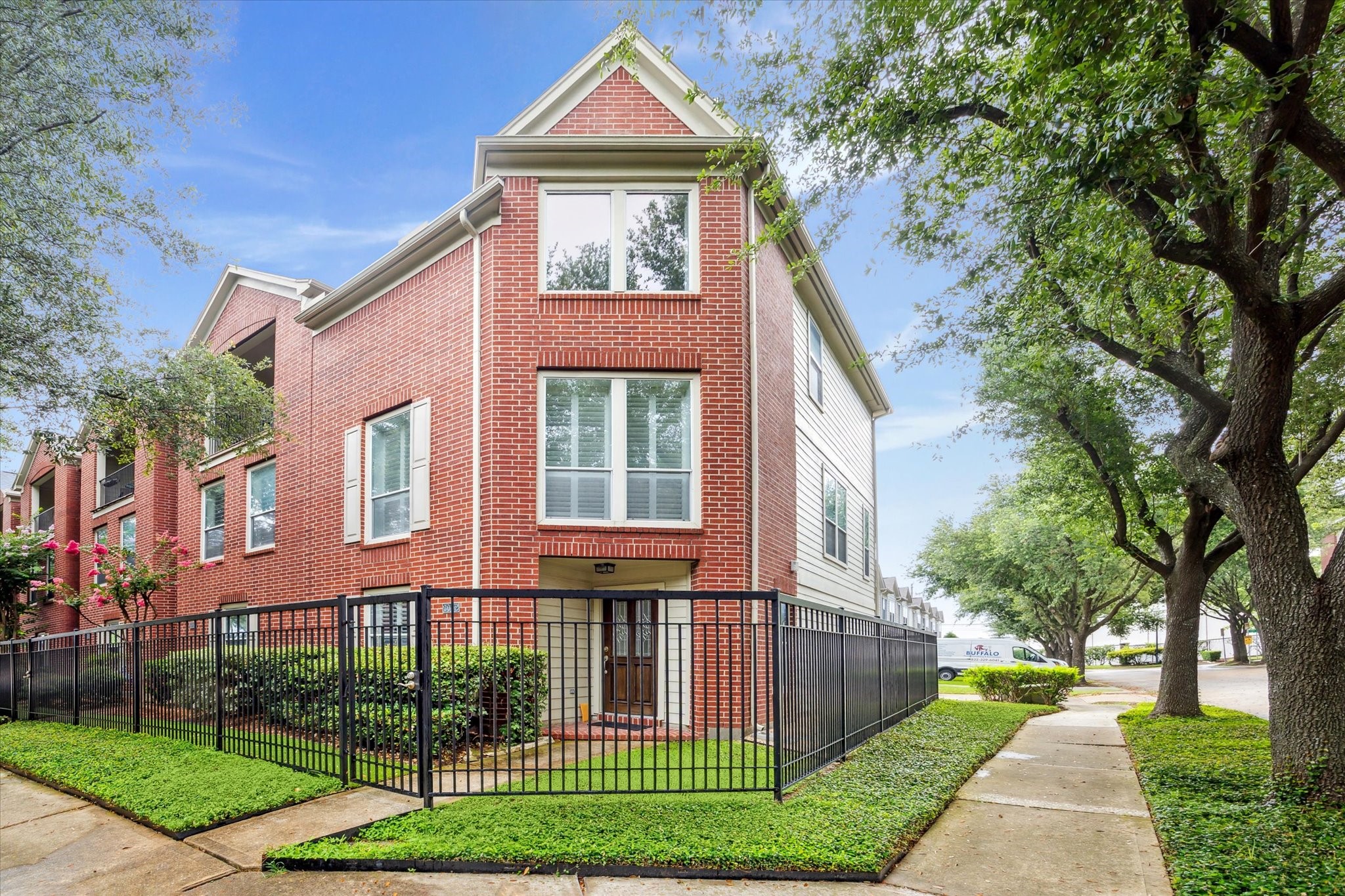 3002 Terrace Hills Lane Houston TX 77007