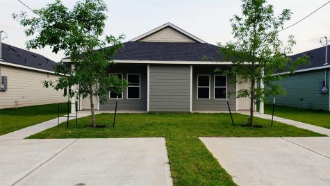 419 E Avenue G Conroe TX 77301