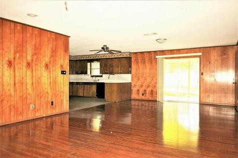 608 University Street Wharton TX 77488
