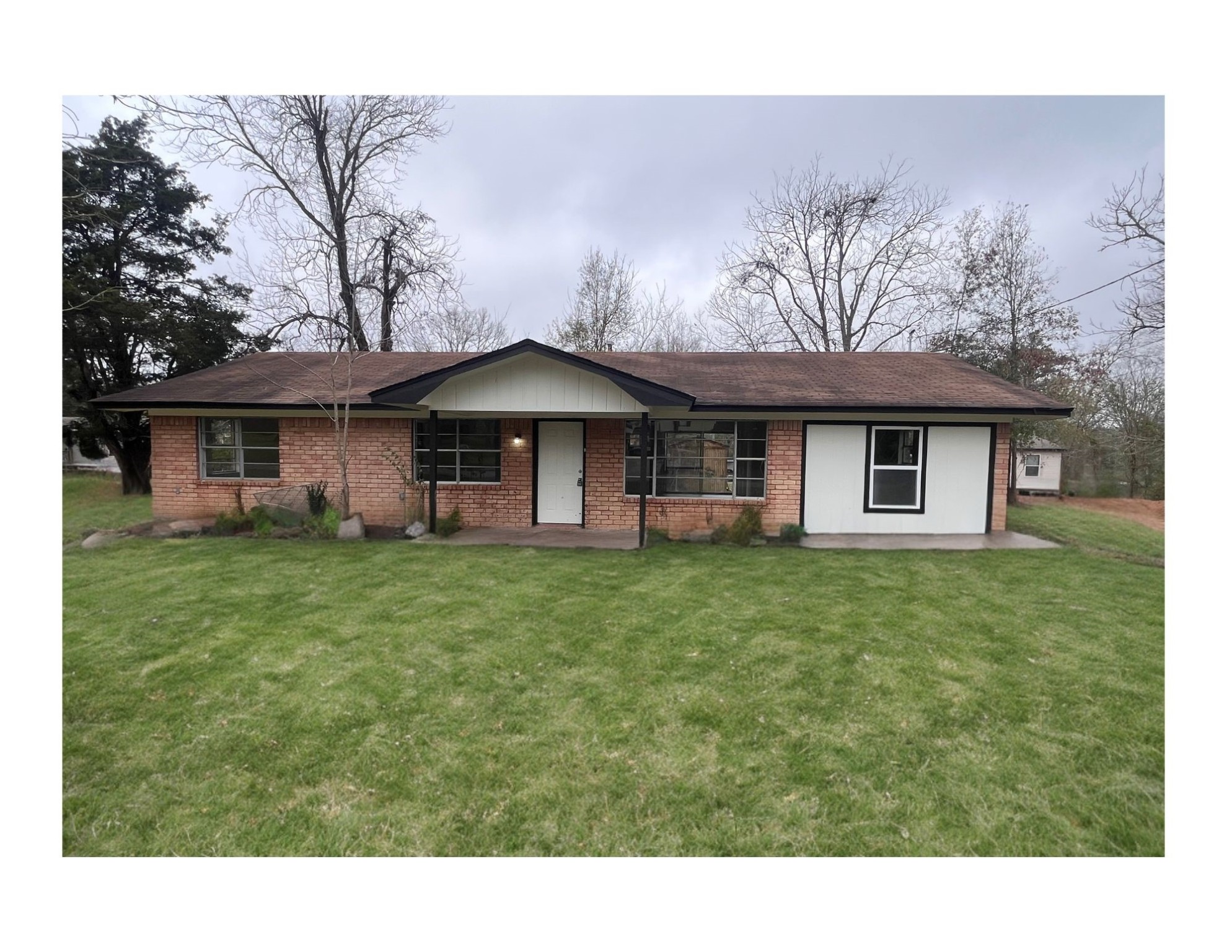 1615 Green Avenue Livingston TX 77351