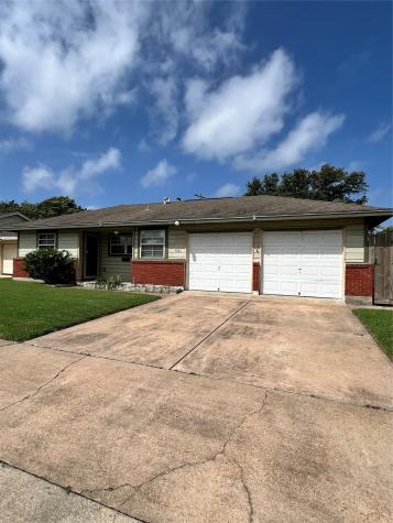 2501 Pine Street Galveston TX 77551