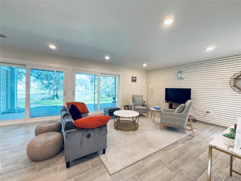3936 Wagon Road Dickinson TX 77539