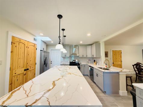 3936 Wagon Road Dickinson TX 77539