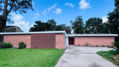 3936 Wagon Road Dickinson TX 77539