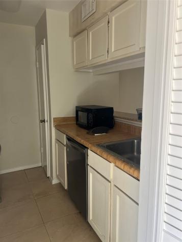 6111 Beverly Hill Street 78 Houston TX 77057