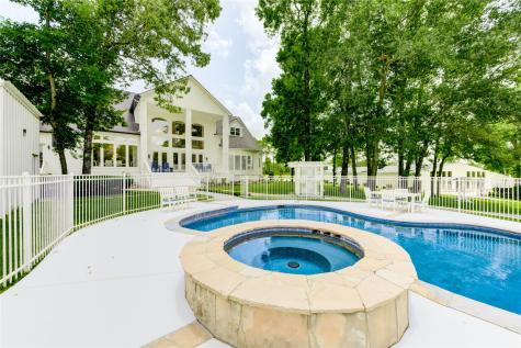 1961 Fm 1375 Road E Huntsville TX 77340