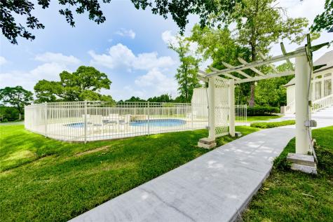 1961 Fm 1375 Road E Huntsville TX 77340
