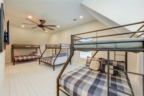1961 Fm 1375 Road E Huntsville TX 77340