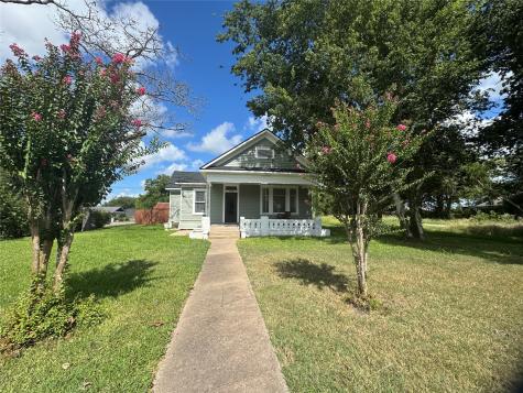 824 S Masonic Street Bellville TX 77418