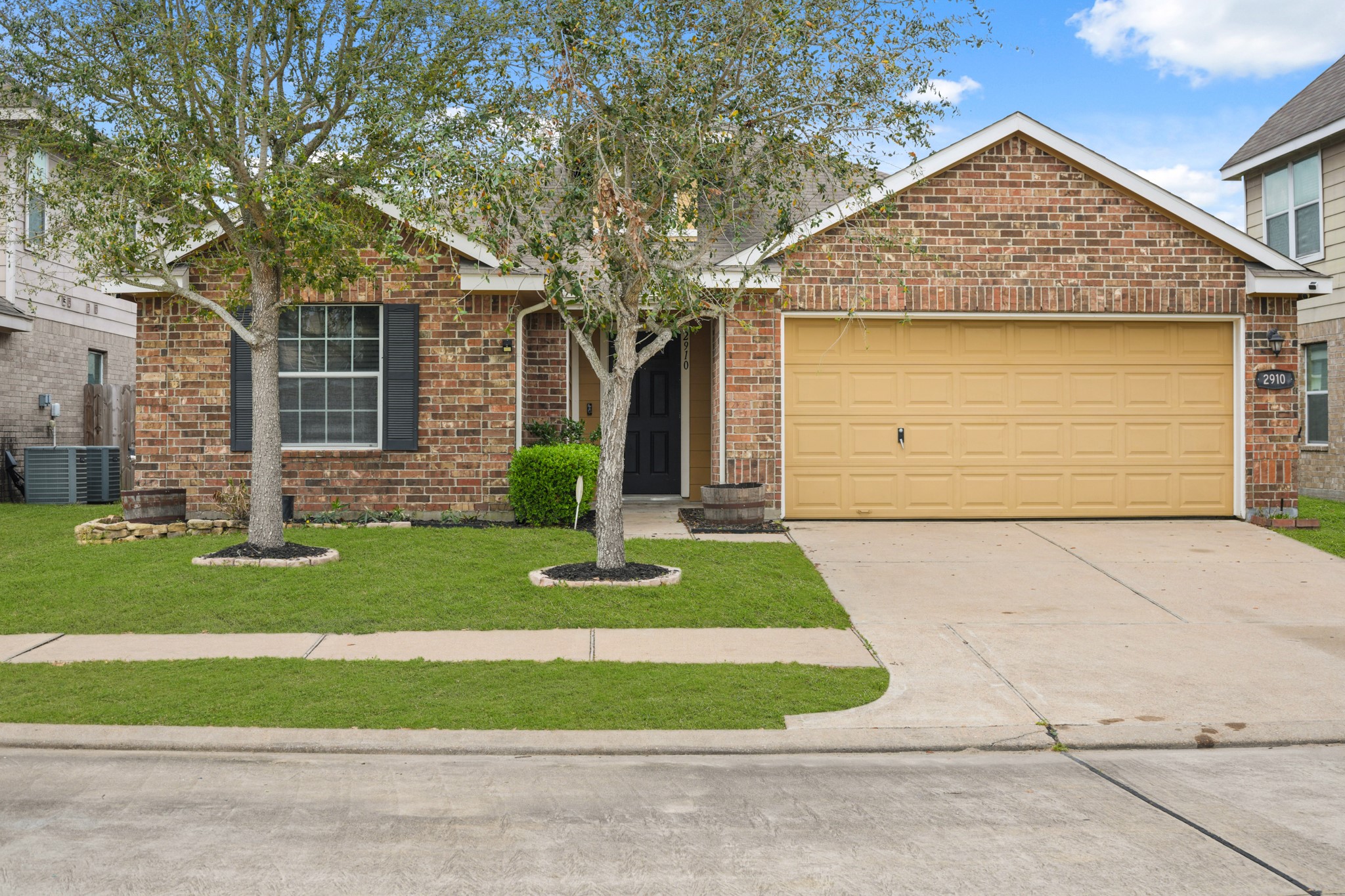 2910 Halcyon Time Trail Houston TX 77045