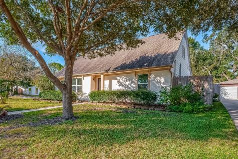 1922 Tallulah Lane Houston TX 77077