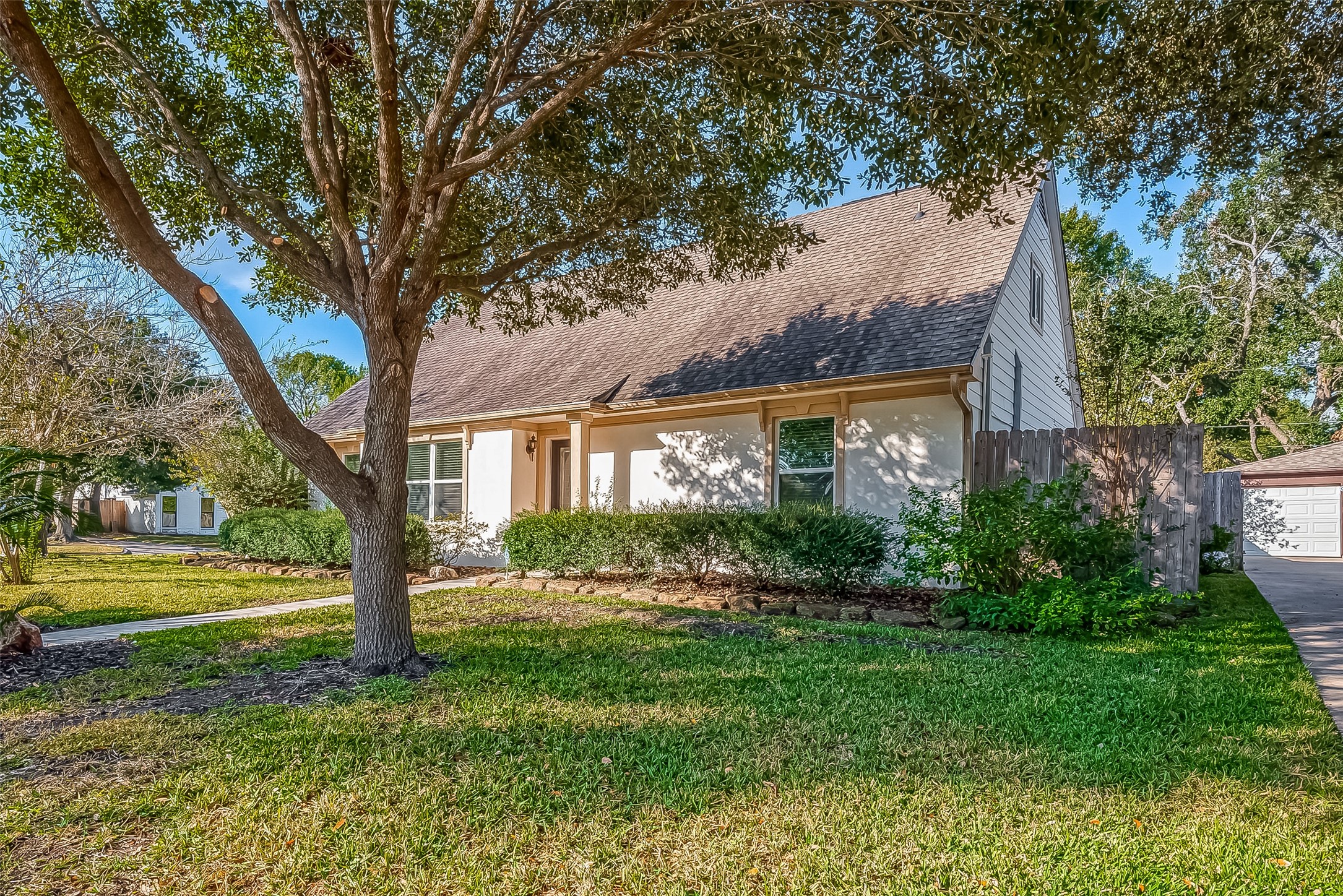 1922 Tallulah Lane Houston TX 77077