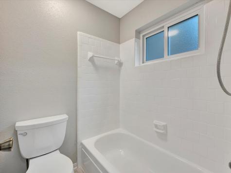 1616 Live Oak Hollow Street Pearland TX 77581