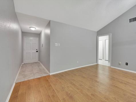 1616 Live Oak Hollow Street Pearland TX 77581