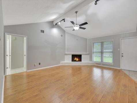 1616 Live Oak Hollow Street Pearland TX 77581