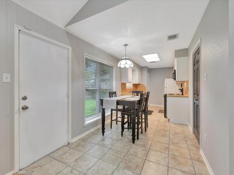 1616 Live Oak Hollow Street Pearland TX 77581