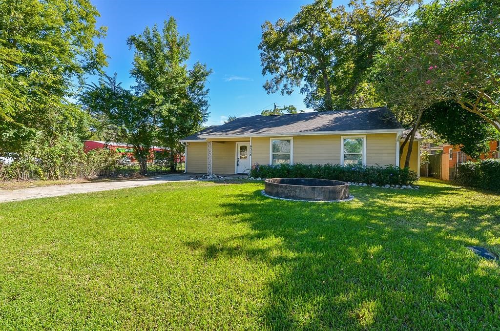 9318 Highlawn Street Houston TX 77022