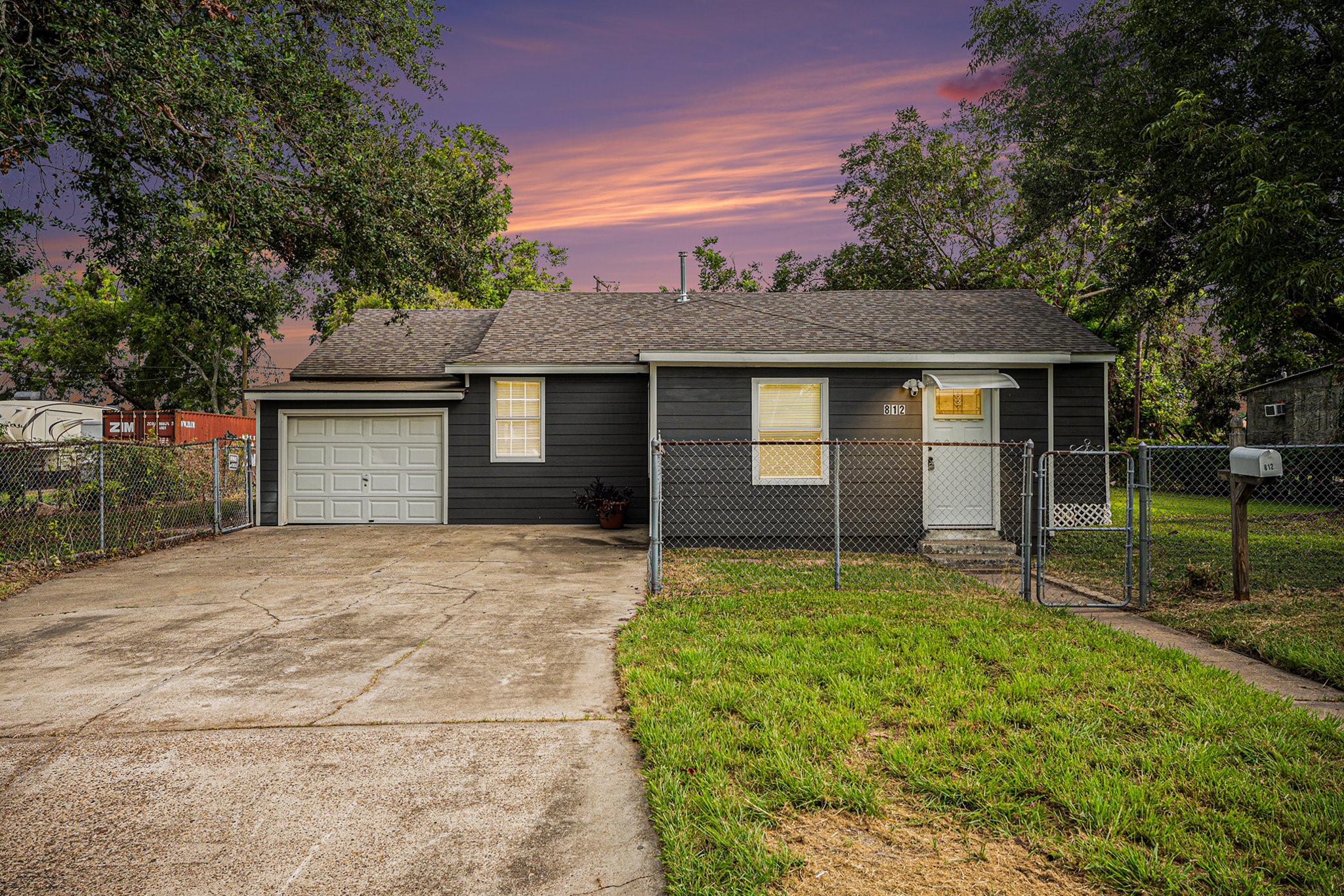 812 7th Avenue N Texas City TX 77590