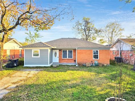 842 Sheila Lane Channelview TX 77530
