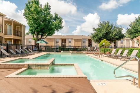 515 S Bender Avenue 1108 Humble TX 77338