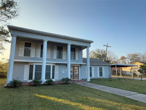 3275 Redwood Drive Beaumont TX 77703