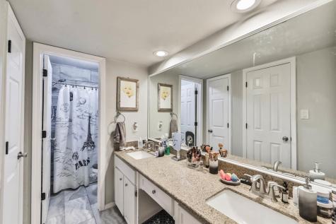 10811 Kirktown Drive Houston TX 77089