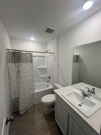 520 Commander Abbott Drive Jarrell TX 76537