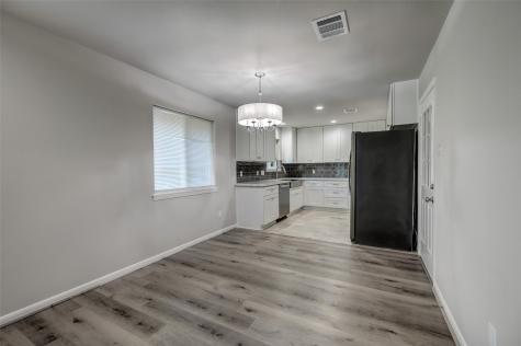 5451 Loch Lomond Drive Houston TX 77096