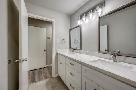 5451 Loch Lomond Drive Houston TX 77096