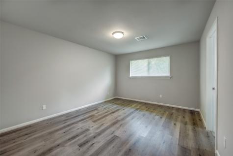 5451 Loch Lomond Drive Houston TX 77096