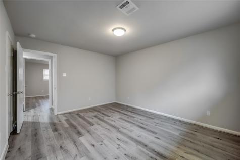 5451 Loch Lomond Drive Houston TX 77096