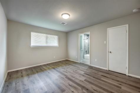 5451 Loch Lomond Drive Houston TX 77096