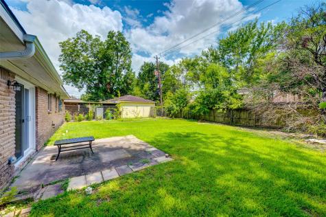 5451 Loch Lomond Drive Houston TX 77096