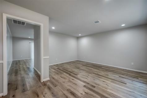 5451 Loch Lomond Drive Houston TX 77096