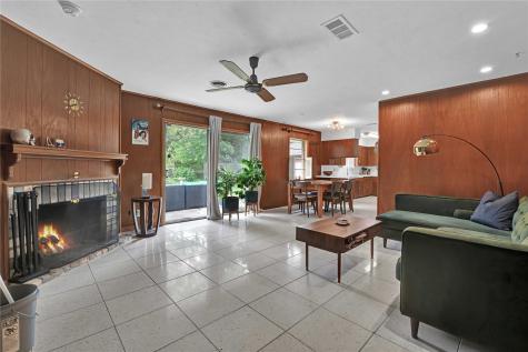 7888 Pecan Villas Drive Houston TX 77061