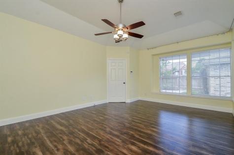 1723 Crescent Green Drive Houston TX 77094
