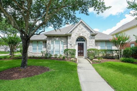 1723 Crescent Green Drive Houston TX 77094