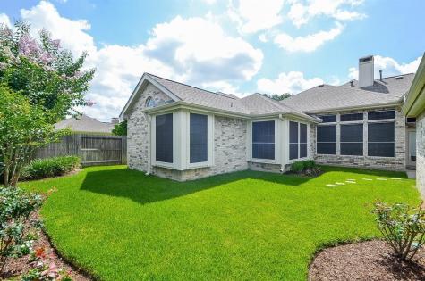 1723 Crescent Green Drive Houston TX 77094