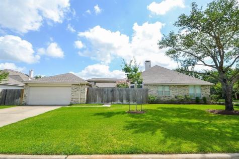 1723 Crescent Green Drive Houston TX 77094
