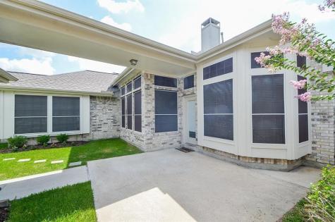 1723 Crescent Green Drive Houston TX 77094