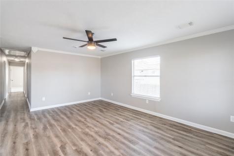 725 10th Street Dickinson TX 77539