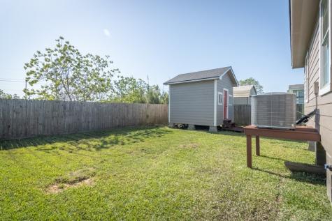 725 10th Street Dickinson TX 77539