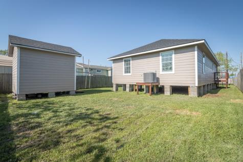 725 10th Street Dickinson TX 77539