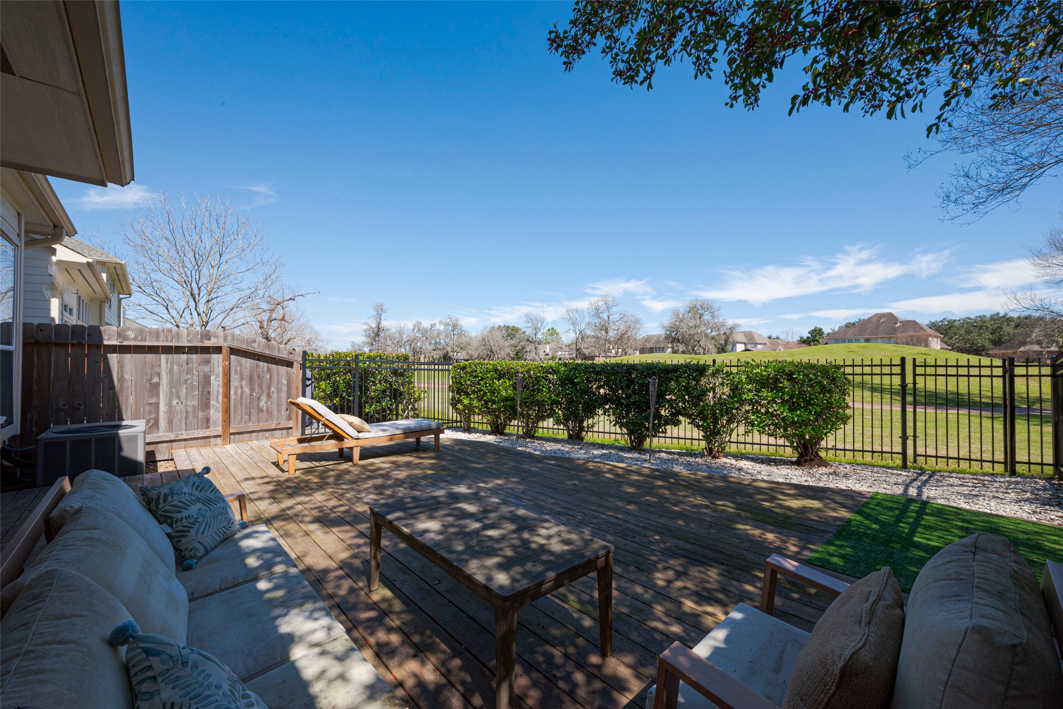 2014 Ridge Wood Lane Sugar Land TX 77479