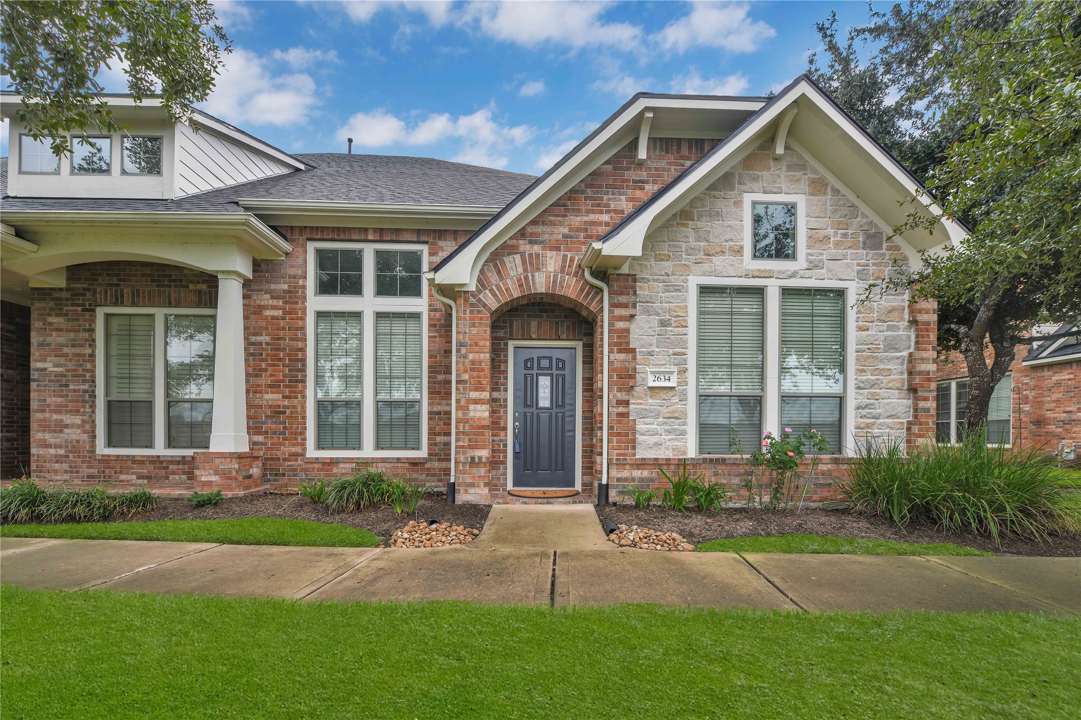 2634 Arbor Hill Lane Pearland TX 77584